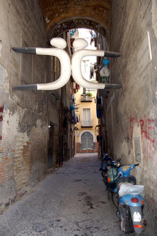 ナポリLa Fontana Di Rua Catalanaアパートメント エクステリア 写真